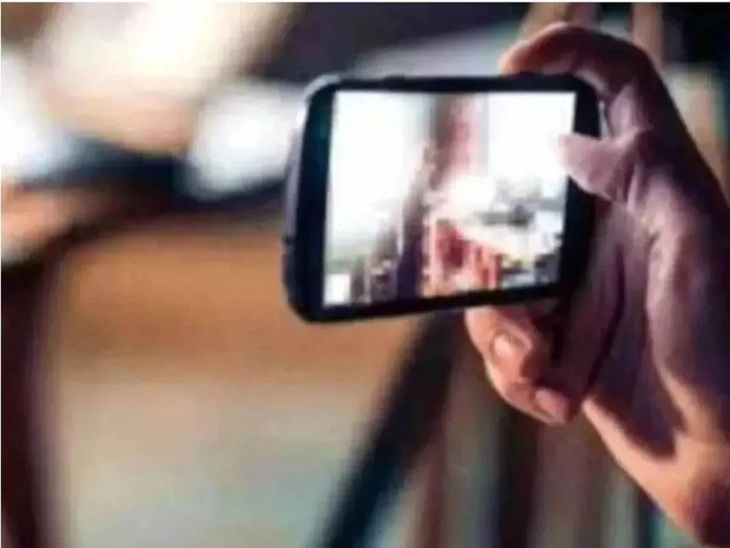 भीलवाड़ा शहर कि घटना – पति को फँसाने के लिए खुद का अश्लील वीडियो वायरल करने वाली पत्नी गिरफ्तार